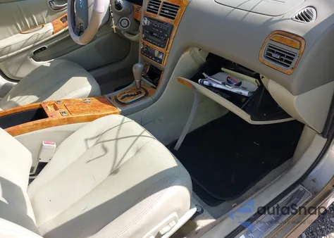 2002 Infiniti I35 Luxury из США, поврежденный, VIN JNKDA31A02T003679